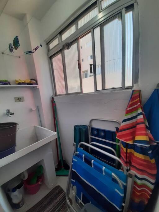 Kitnet A 20 Metros Da Apartment